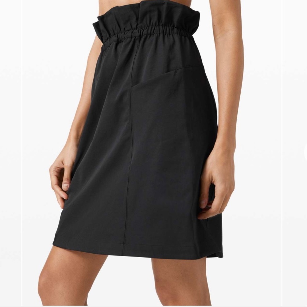 Lululemon Trip Taker Skirt (8) Like New